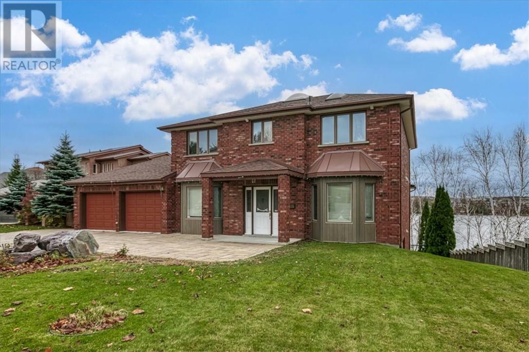 Property Photo: 402 Maki Avenue ON P3E 2P2