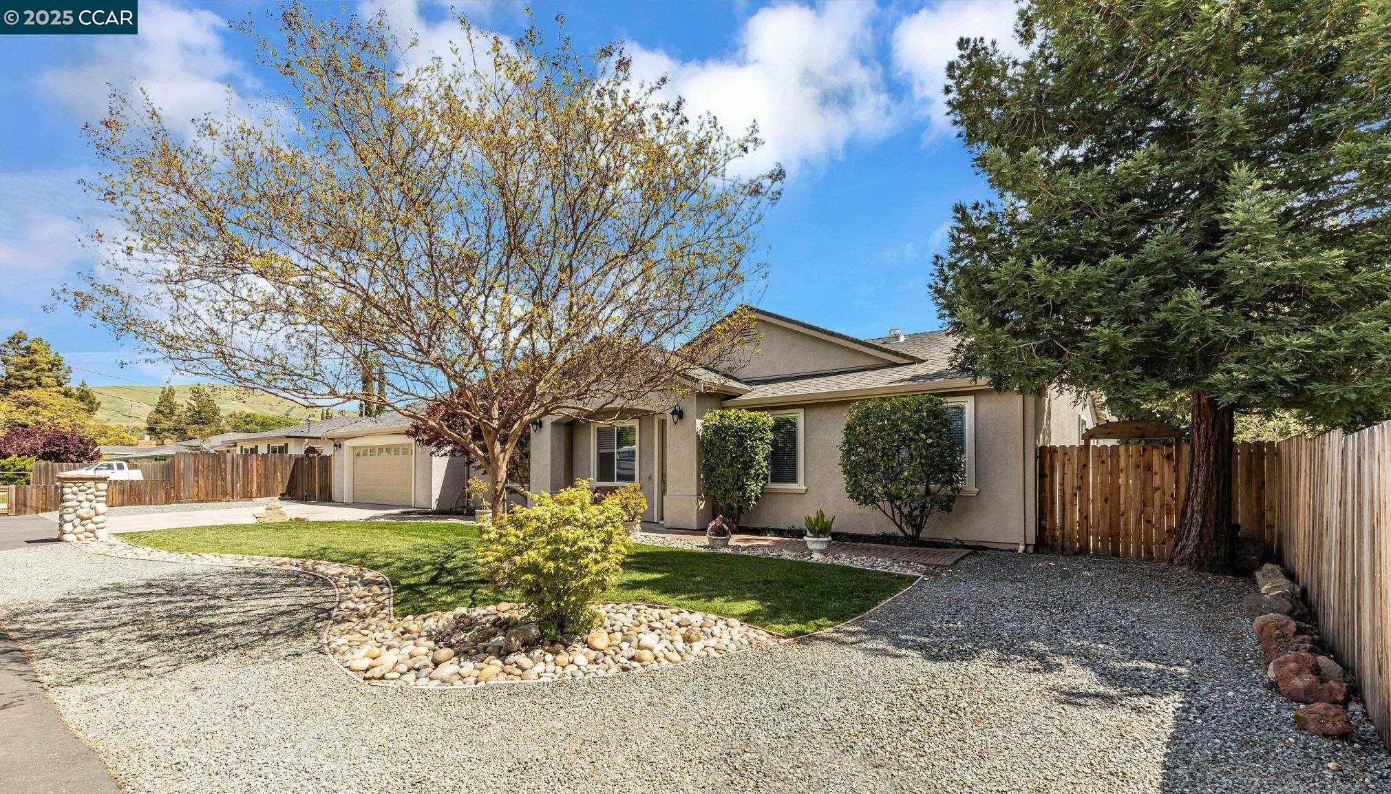 Property Photo:  1840 Earl Lane  CA 94521 