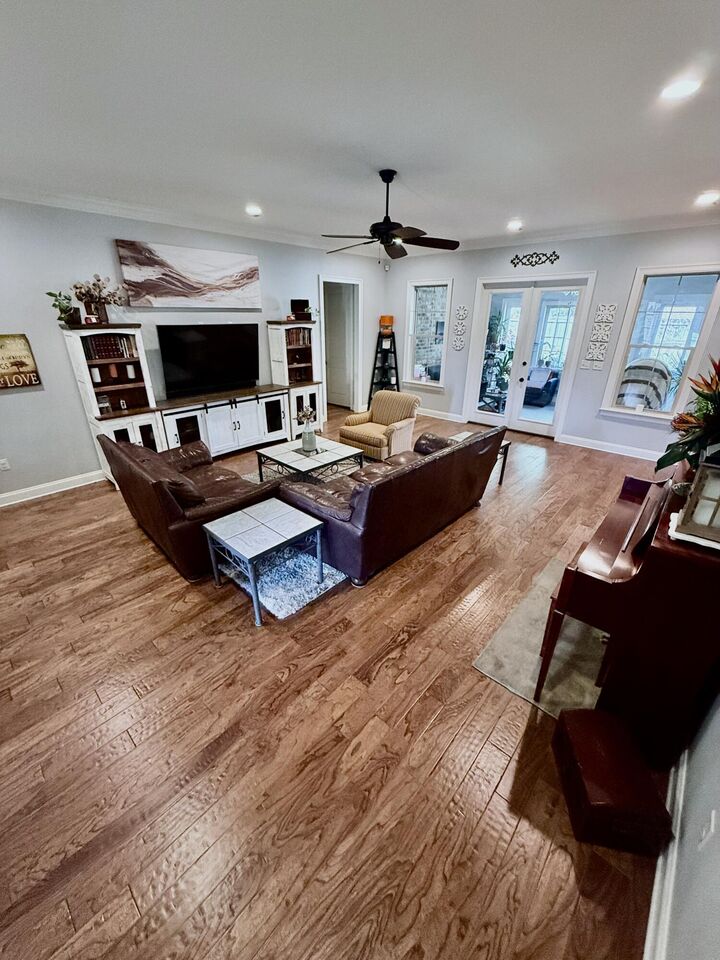 Property Photo: 29 Derby Downs Circle FL 32578