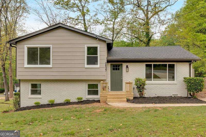 Property Photo: 2637 Crestdale Circle SE GA 30316