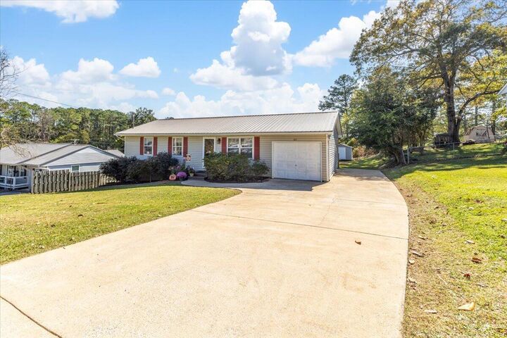 Property Photo: 405 Wisteria Road GA 30728