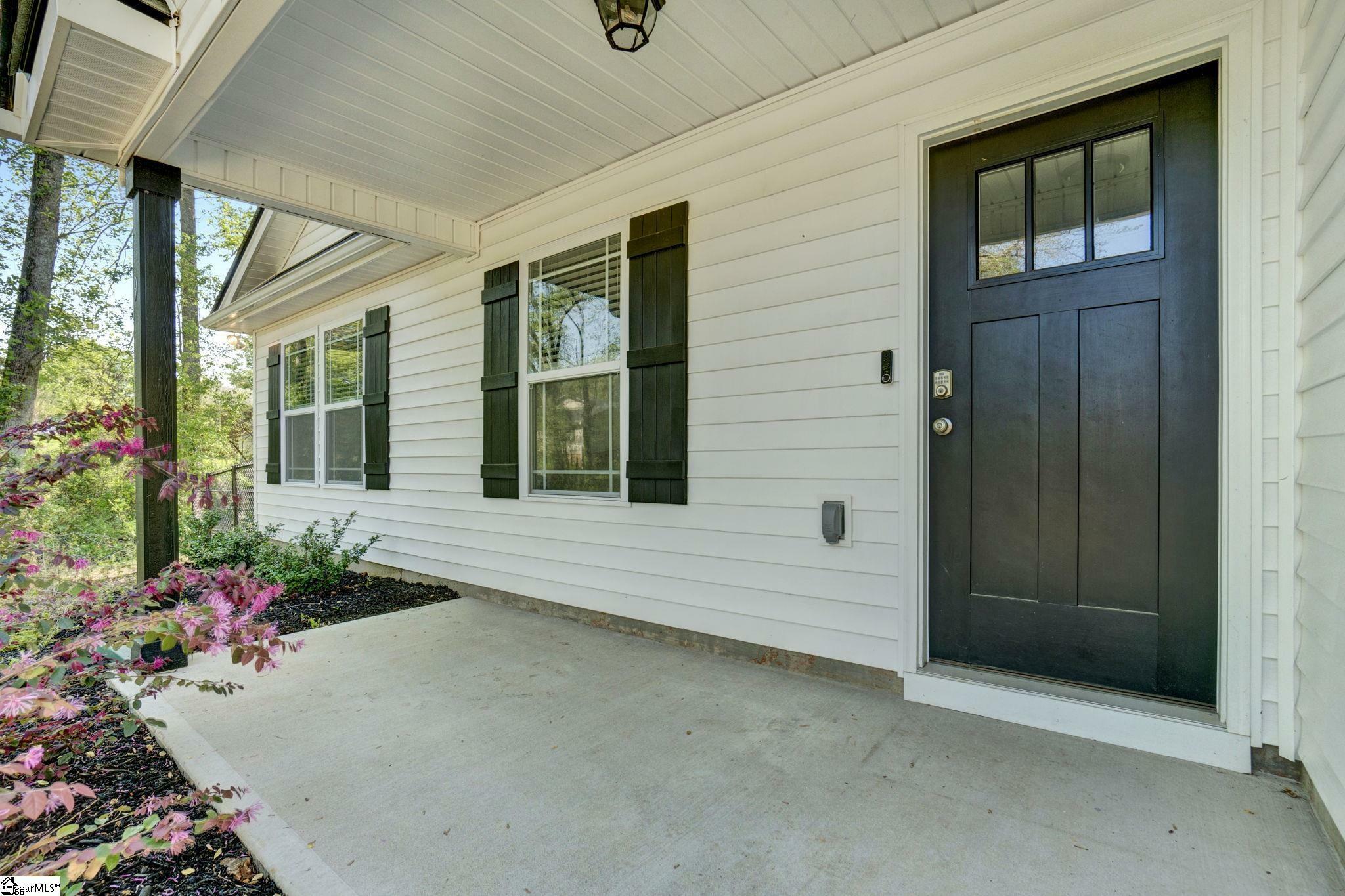 Property Photo:  9 Willow Pines Court  SC 29303 