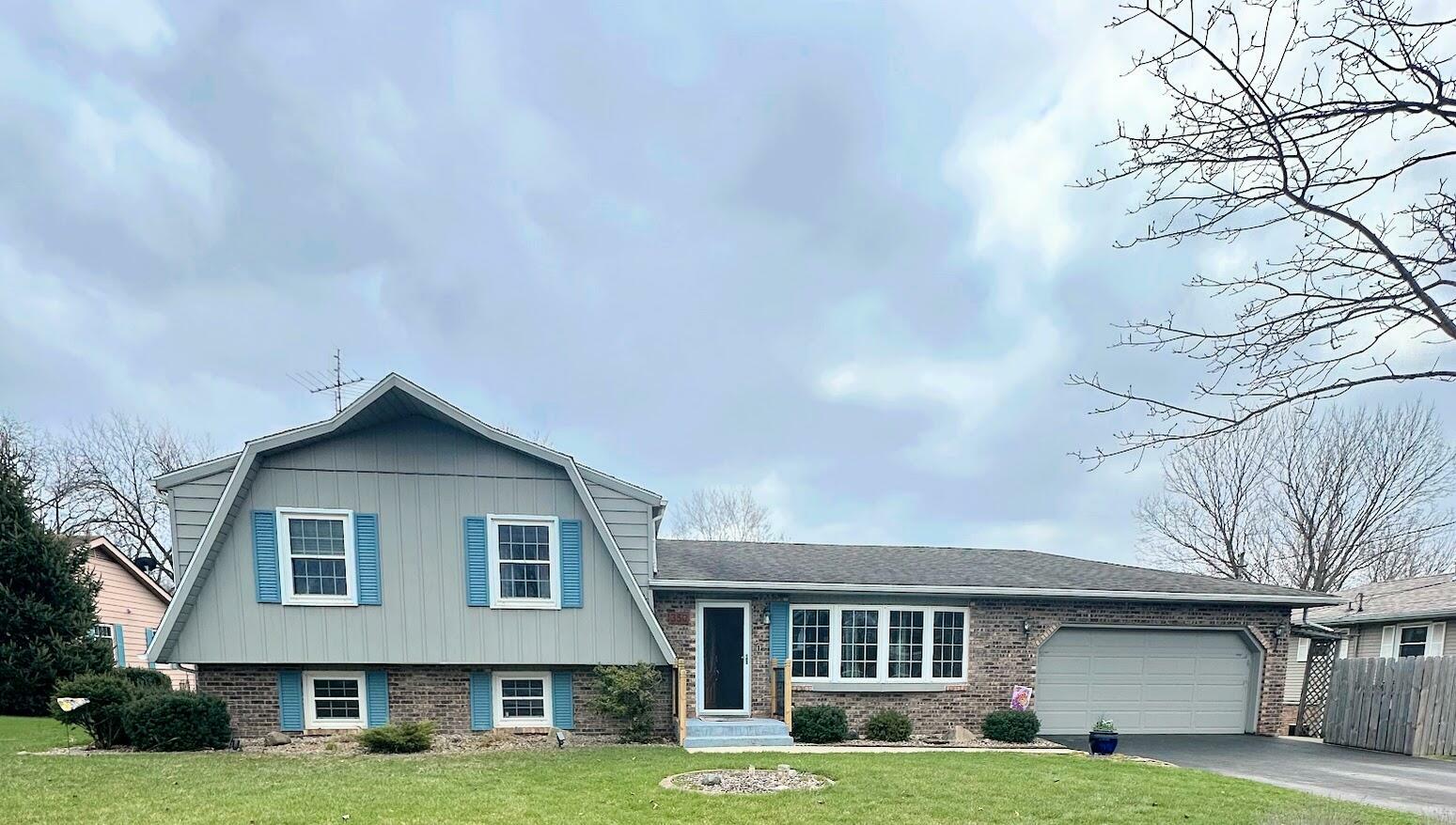 Property Photo: 350 Meadowlark Lane IN 46350
