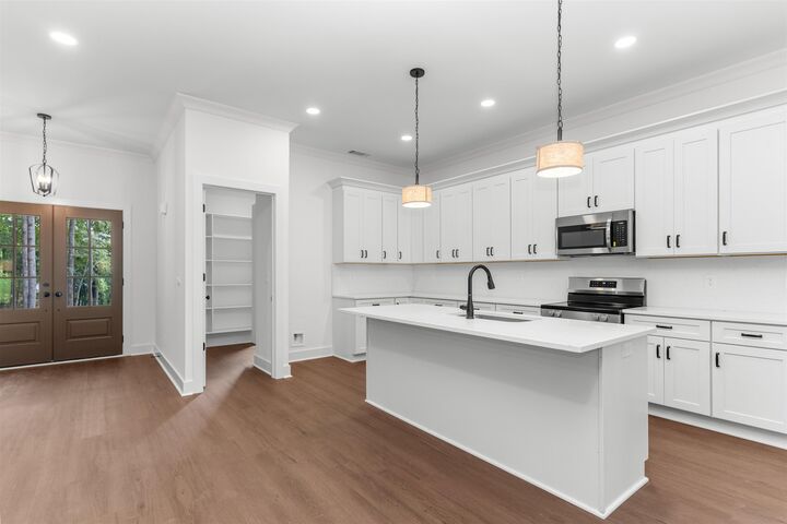 Property Photo:  1061 Eagle Bluff Court  GA 30642 