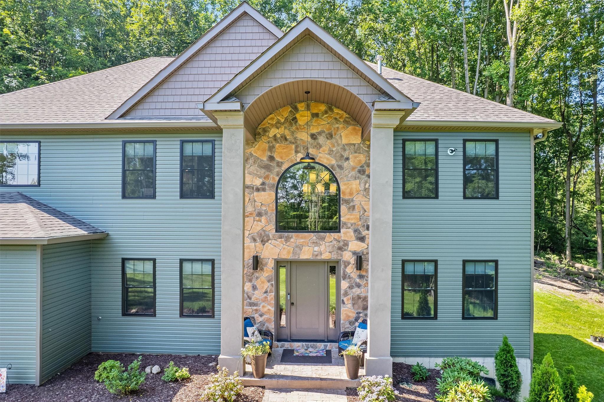 Property Photo: 1581 Route 17A NY 10990