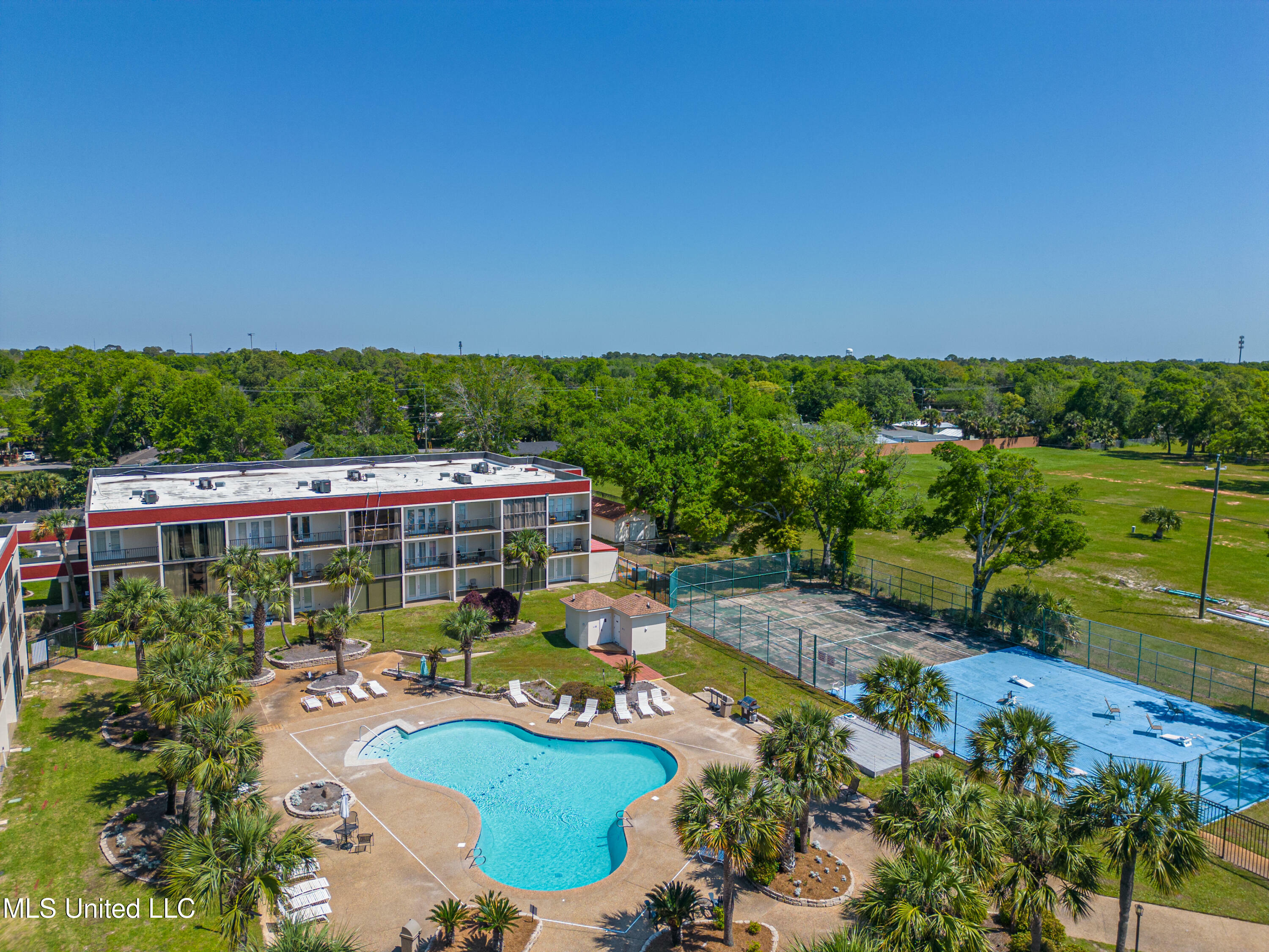 Property Photo: 2046 Beach Boulevard MS 39531