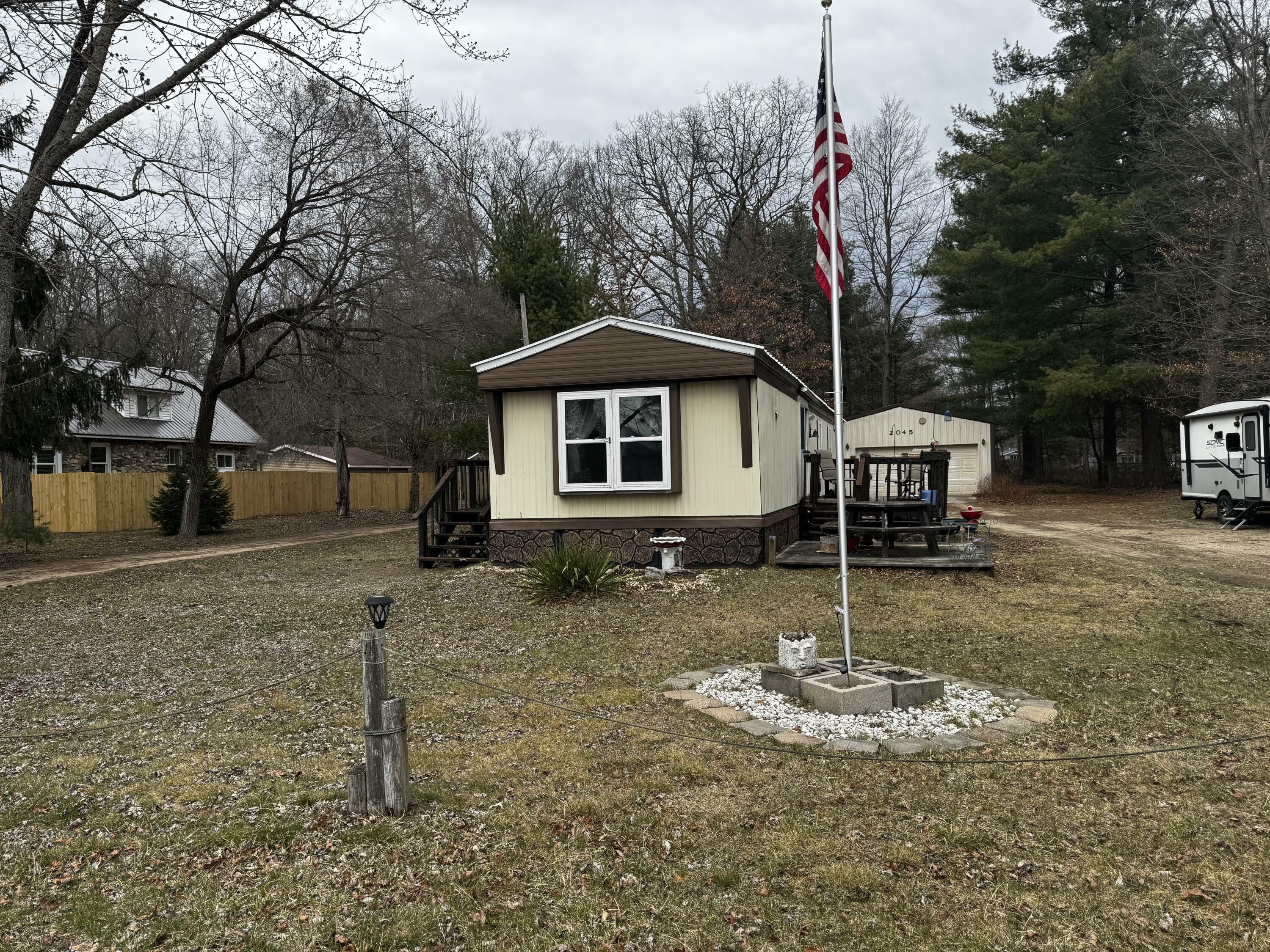 Property Photo: 2045 W Parklane MI 49349