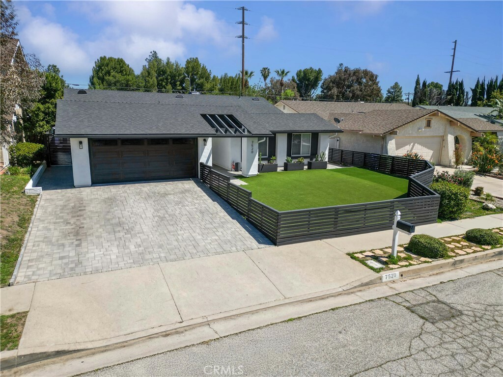 Property Photo: 7520 Bobbyboyar Avenue CA 91304