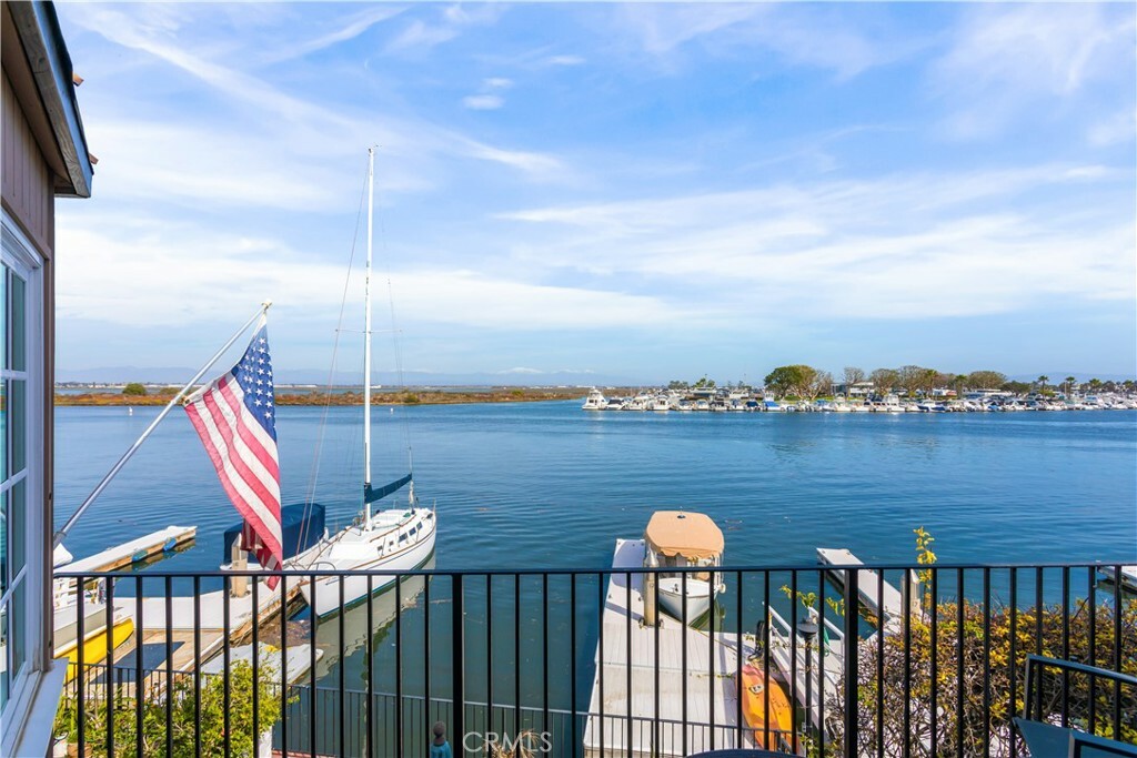 Property Photo: 16118 Mariner Drive 18 CA 92649