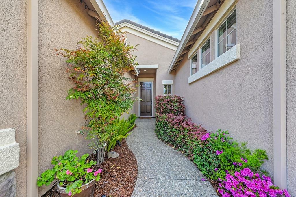 Property Photo:  1977 Hawk Hill Lane  CA 95648 
