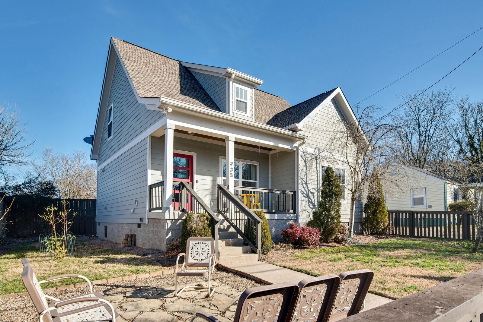 Property Photo: 905 Mansfield Ave TN 37206