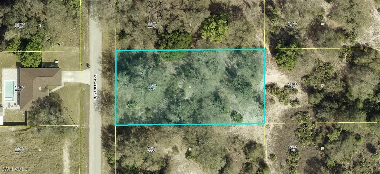 Property Photo: 1508 McKinley Avenue FL 33972
