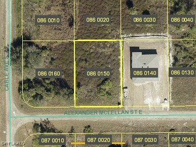 Property Photo: 849 Alexander McLellan Street E FL 33974