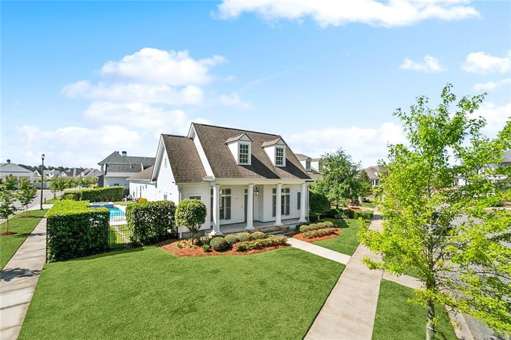 Property Photo: 892 Chretien Point Avenue LA 70433