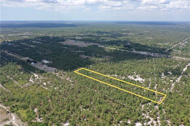 Property Photo: Frangipani Ave FL 34117