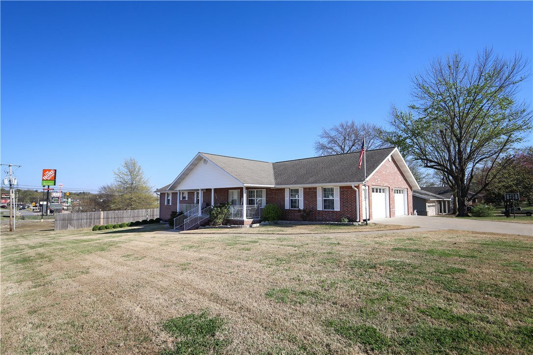 Property Photo: 320 Hester Drive AR 72601