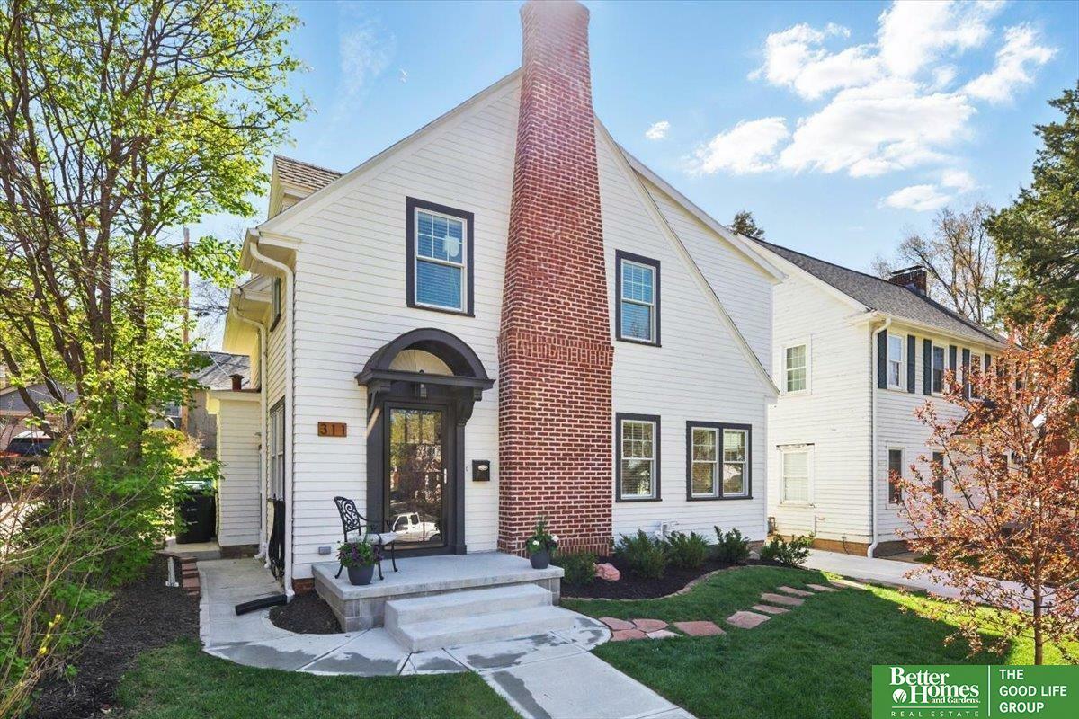 Property Photo: 311 S 50th Street NE 68132