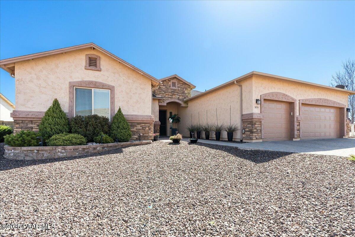 Property Photo: 3991 Hanover Drive AZ 86314