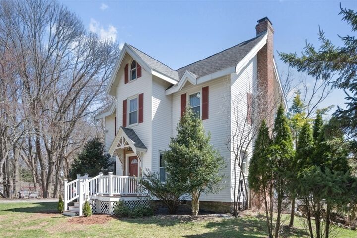 Property Photo:  9 French Avenue  MA 01778 