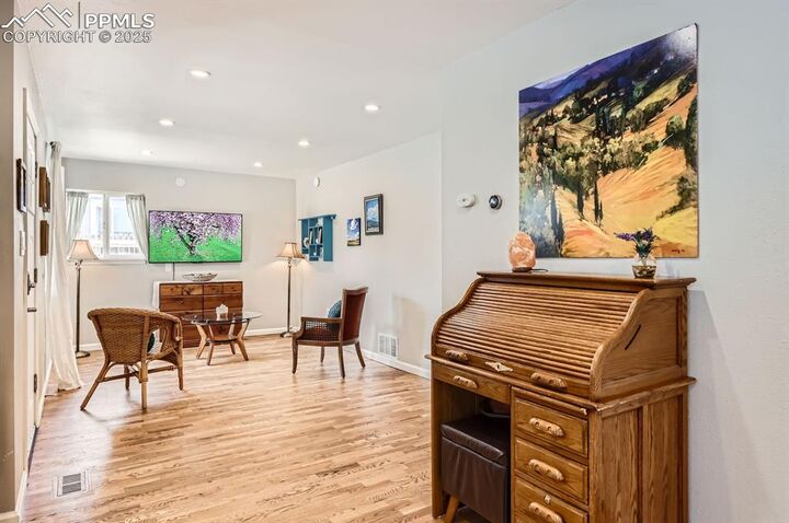 Property Photo:  2433 E Monument Street  CO 80909 