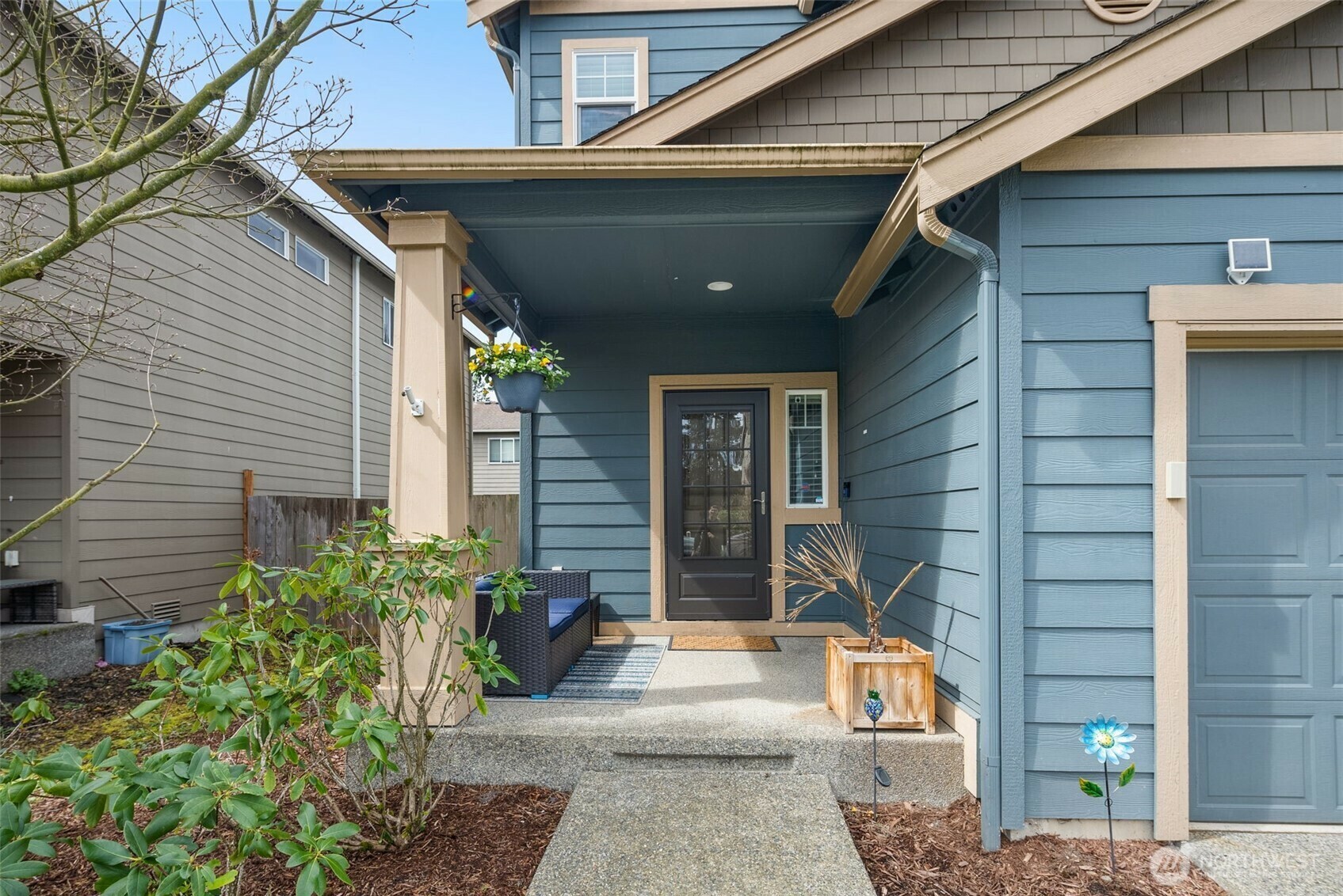 Property Photo: 26831 196th Avenue SE WA 98042