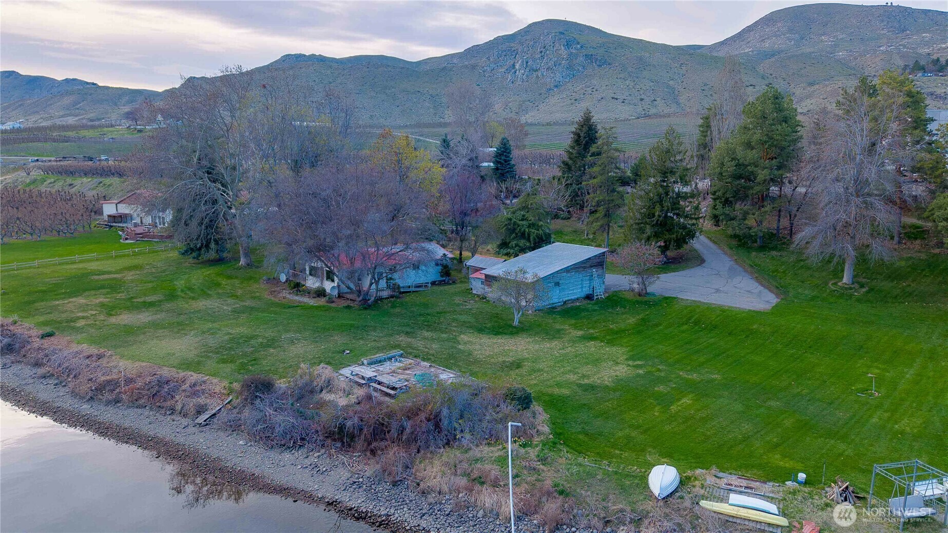 Property Photo: 173 Sunset Drive WA 98812