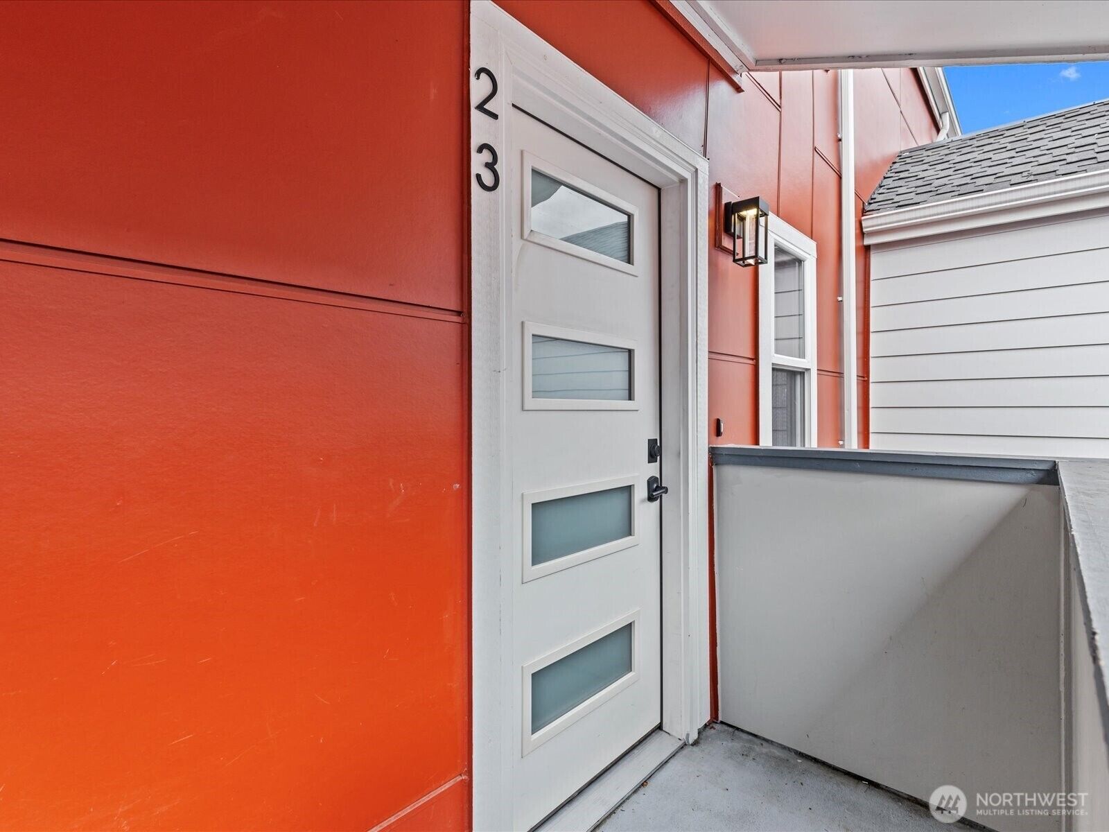 Property Photo: 2001 E Yesler Way 23 WA 98122