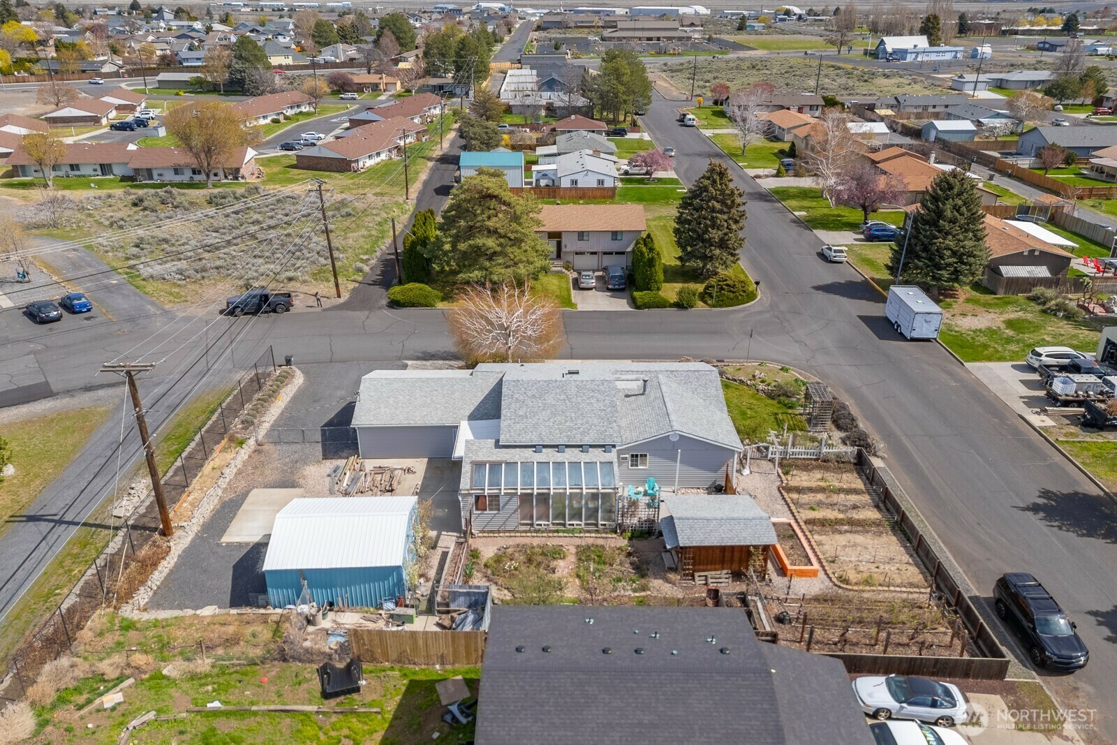 Property Photo: 291 C Street SE WA 98823
