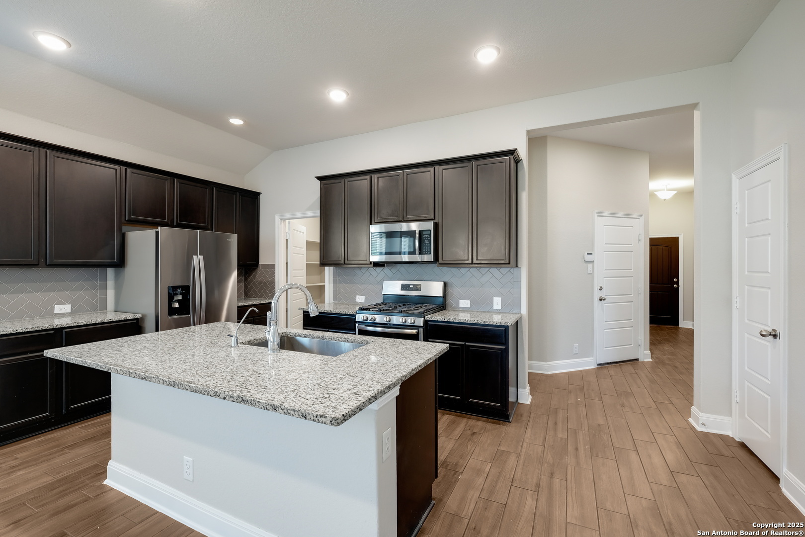Property Photo: 22246 Akin Doe TX 78261