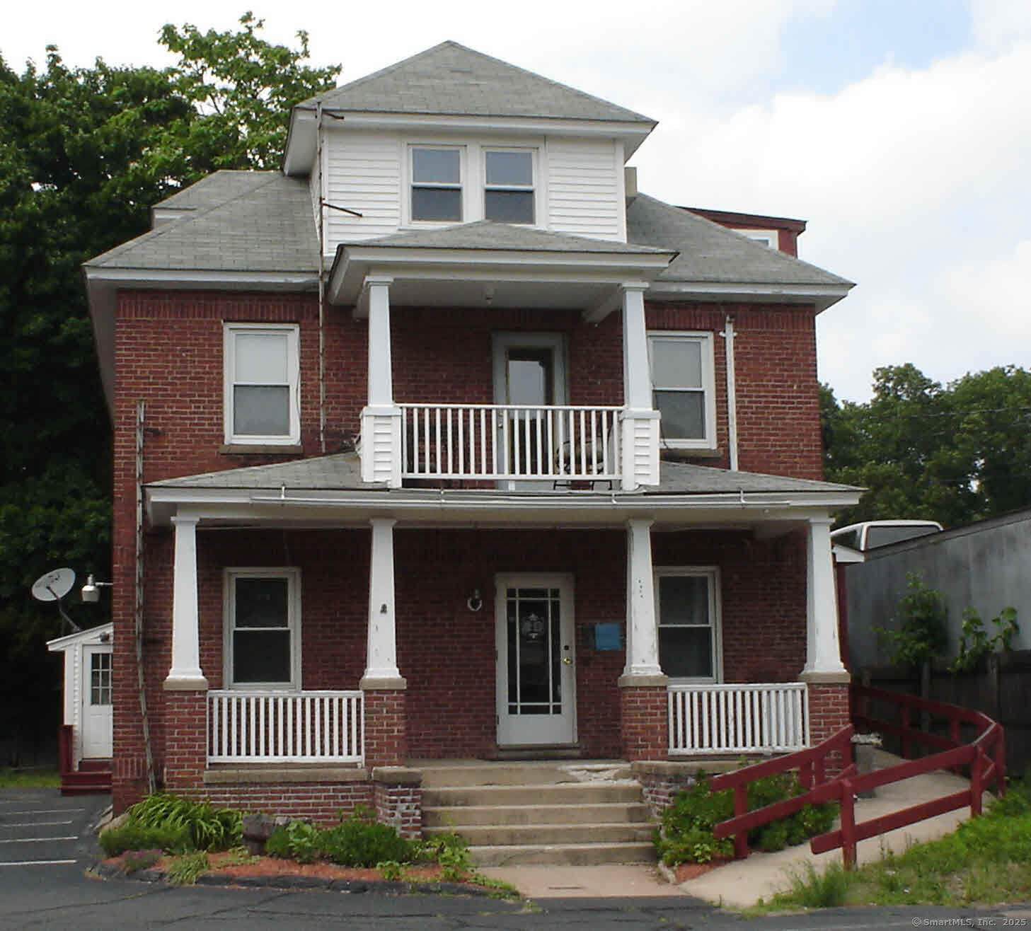 Property Photo: 1165 Meriden Waterbury Turnpike CT 06479