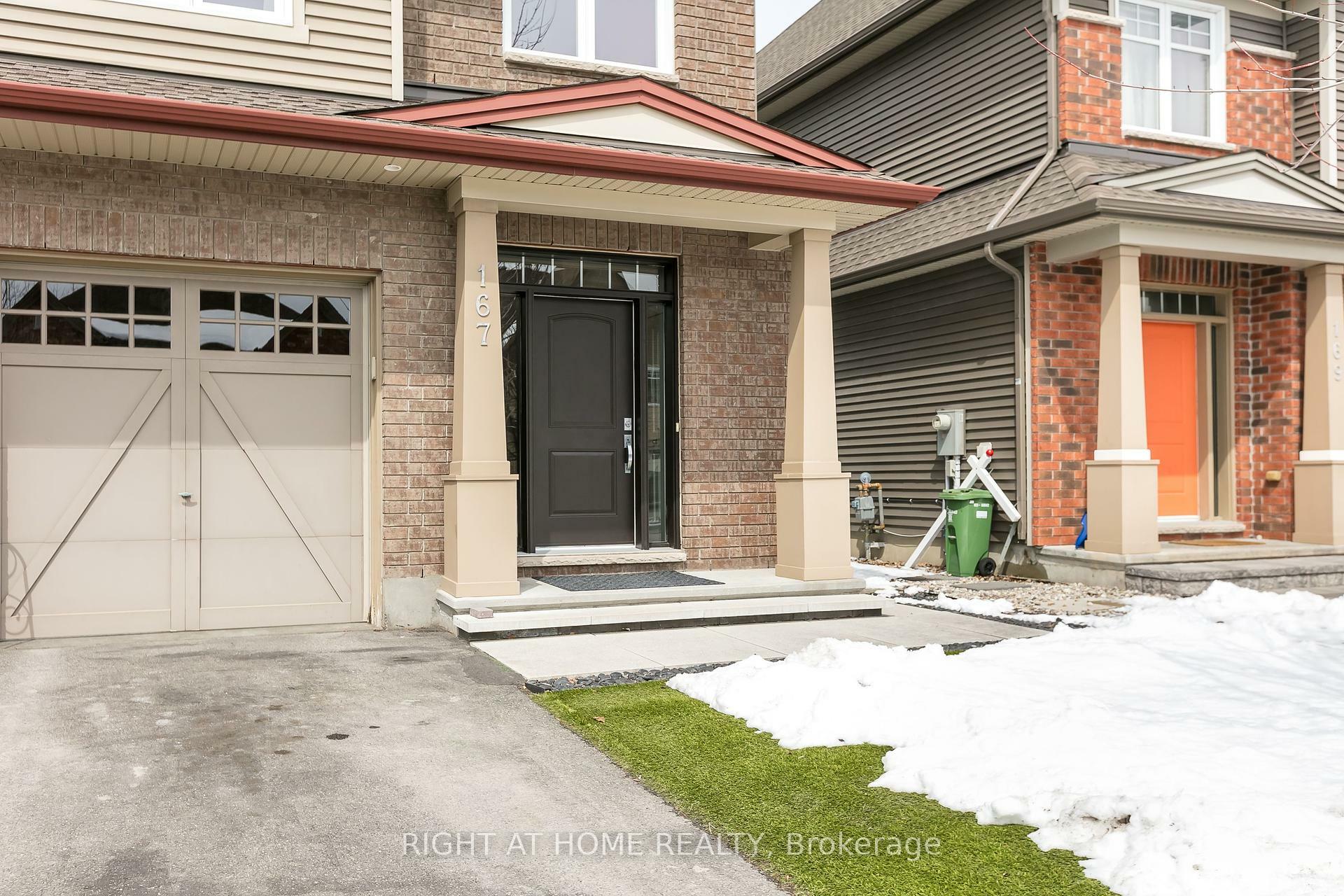 Photo de la propriété: 167 Highbury Park Drive ON K2J 5Y1