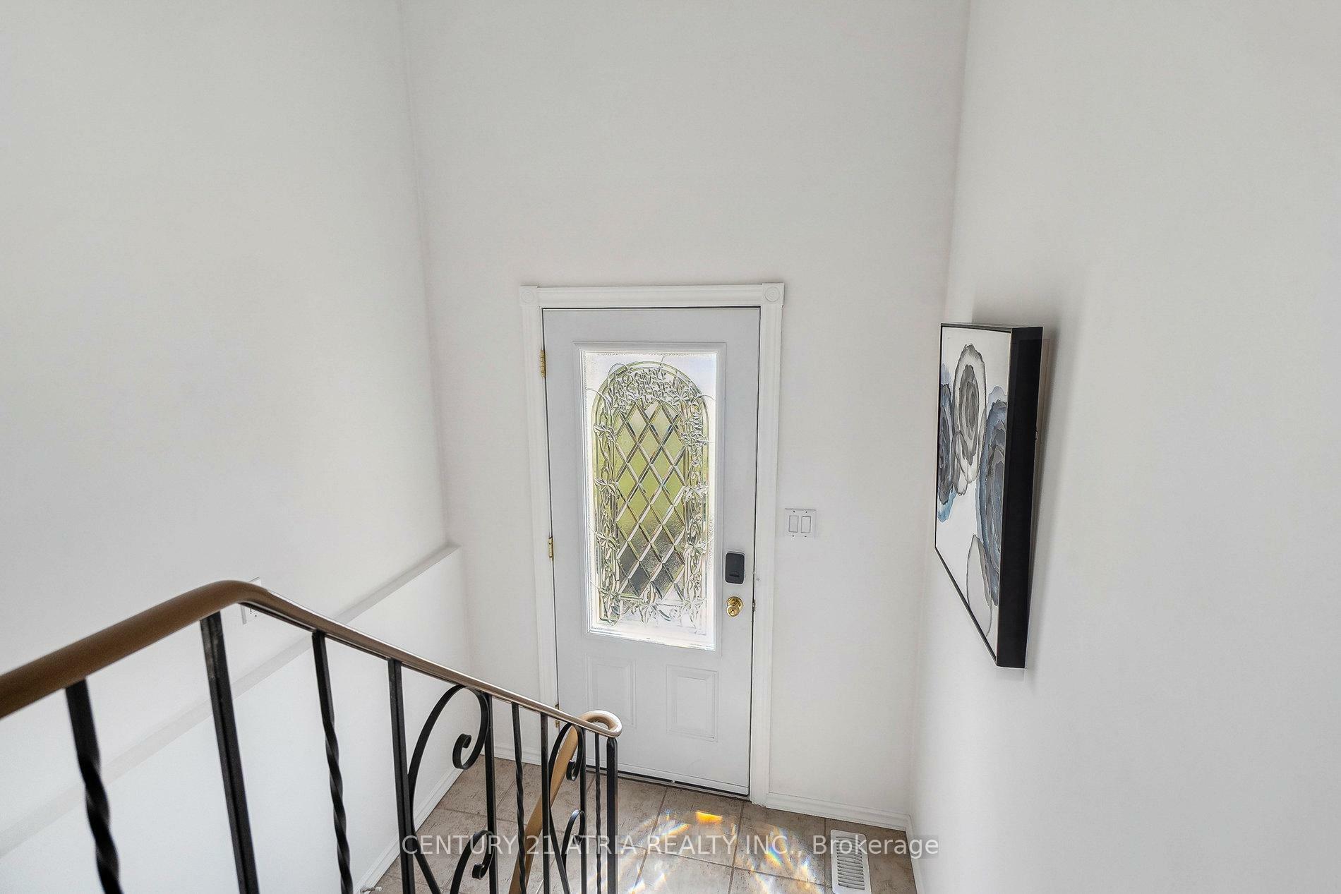 Property Photo: 62 Guildwood Drive ON L9C 6S4