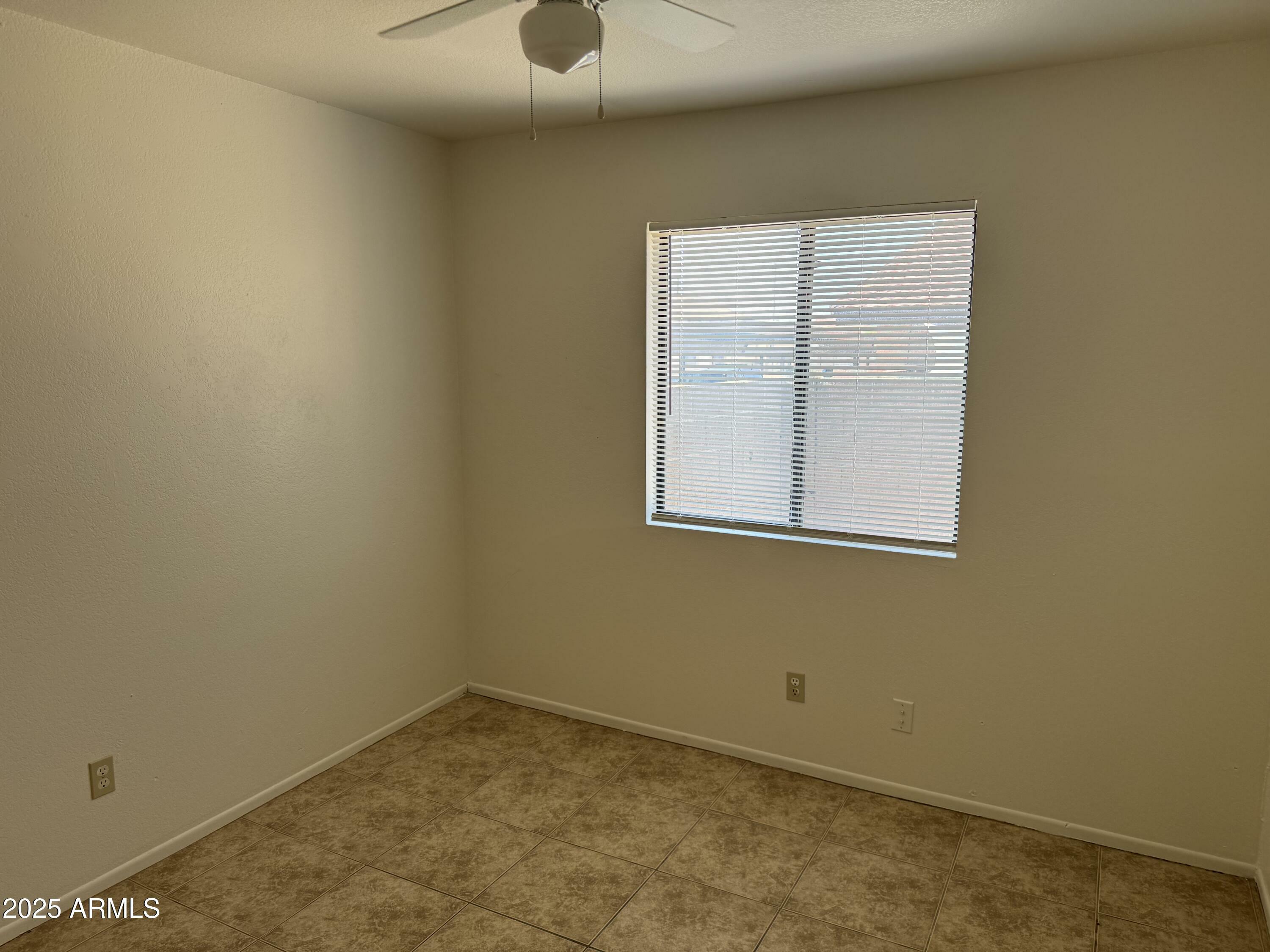 Property Photo: 6148 E Greenway Street 3 AZ 85205
