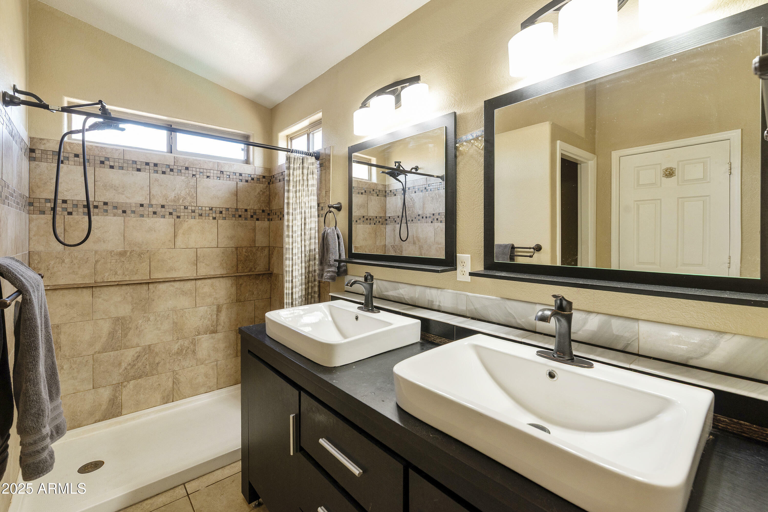 Property Photo: 13235 W Saguaro Lane AZ 85374