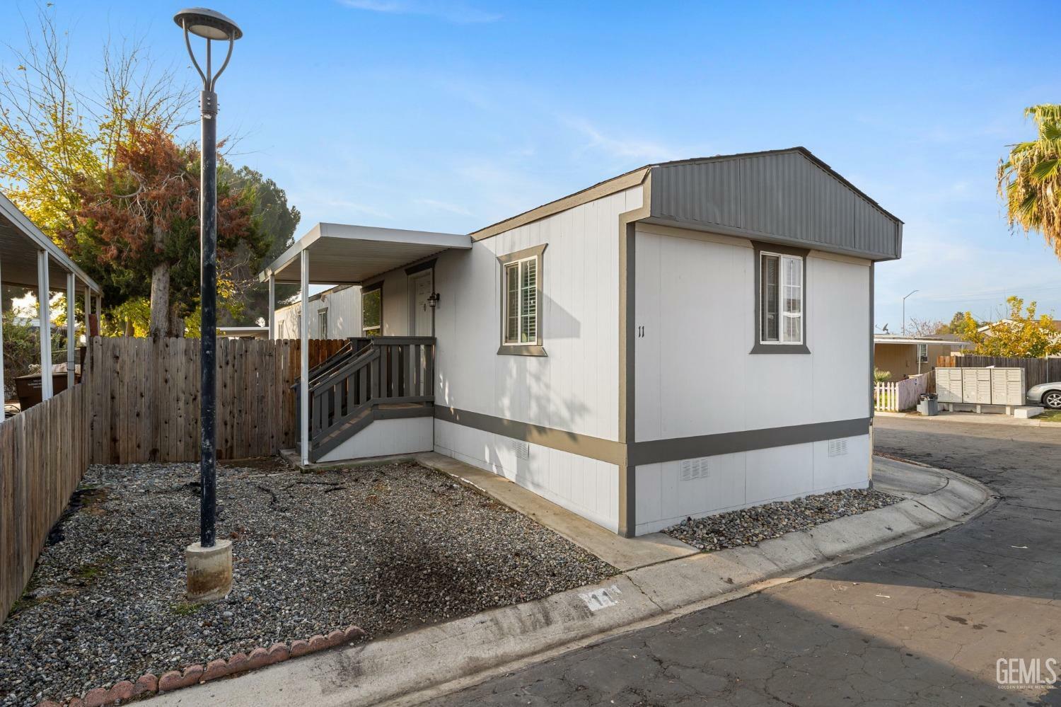 Property Photo: 6601 Eucalyptus Drive 11 CA 93306