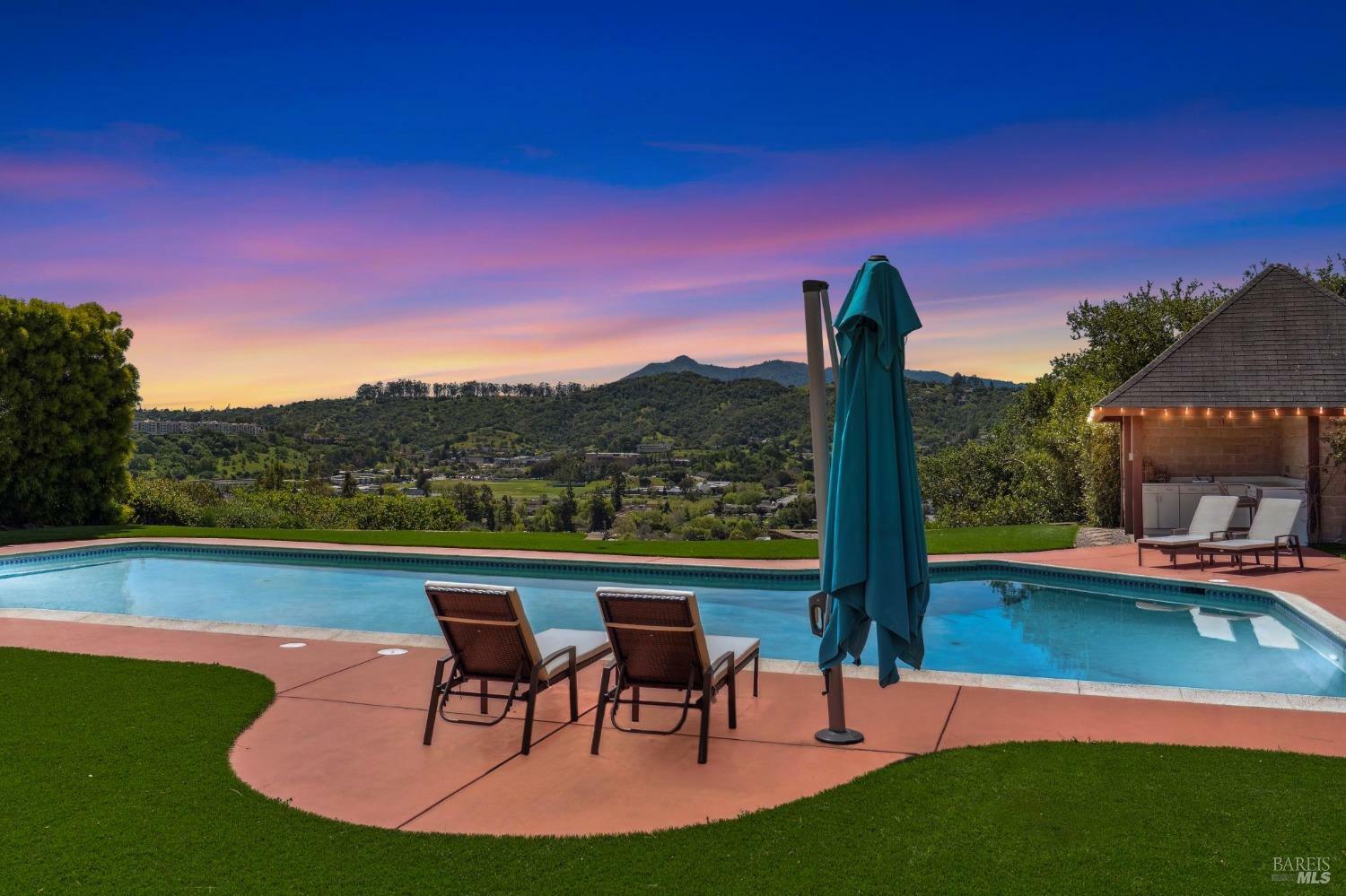 Property Photo: 8 Corte San Benito CA 94903