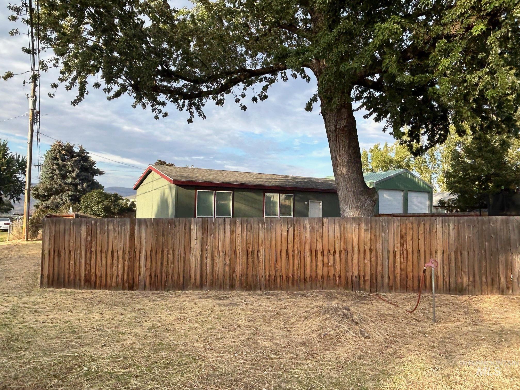 Property Photo: 3119 7th Street ID 83501