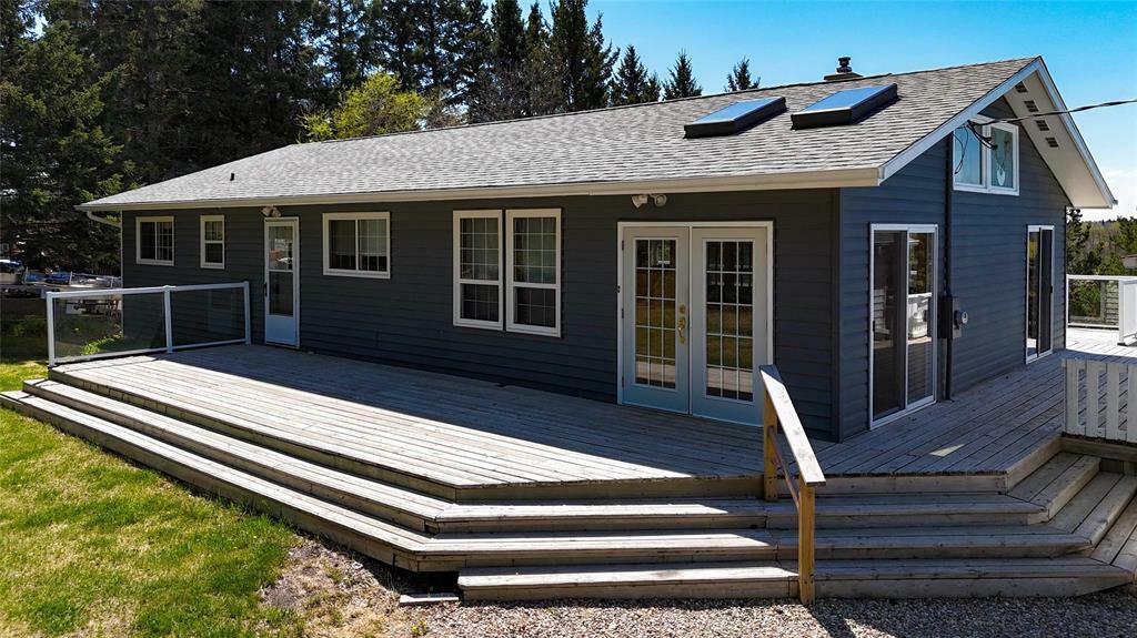 Property Photo: 376 Pth 10 Highway MB R0J 1N0