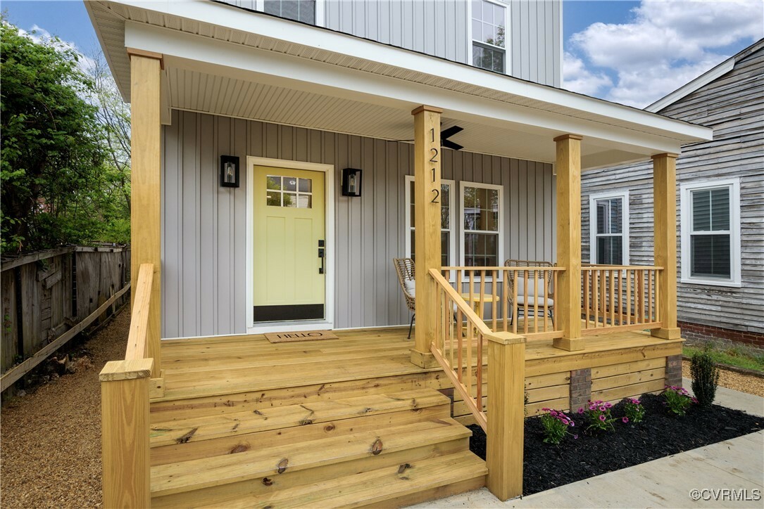 Property Photo: 1212 Oakwood Avenue VA 23223