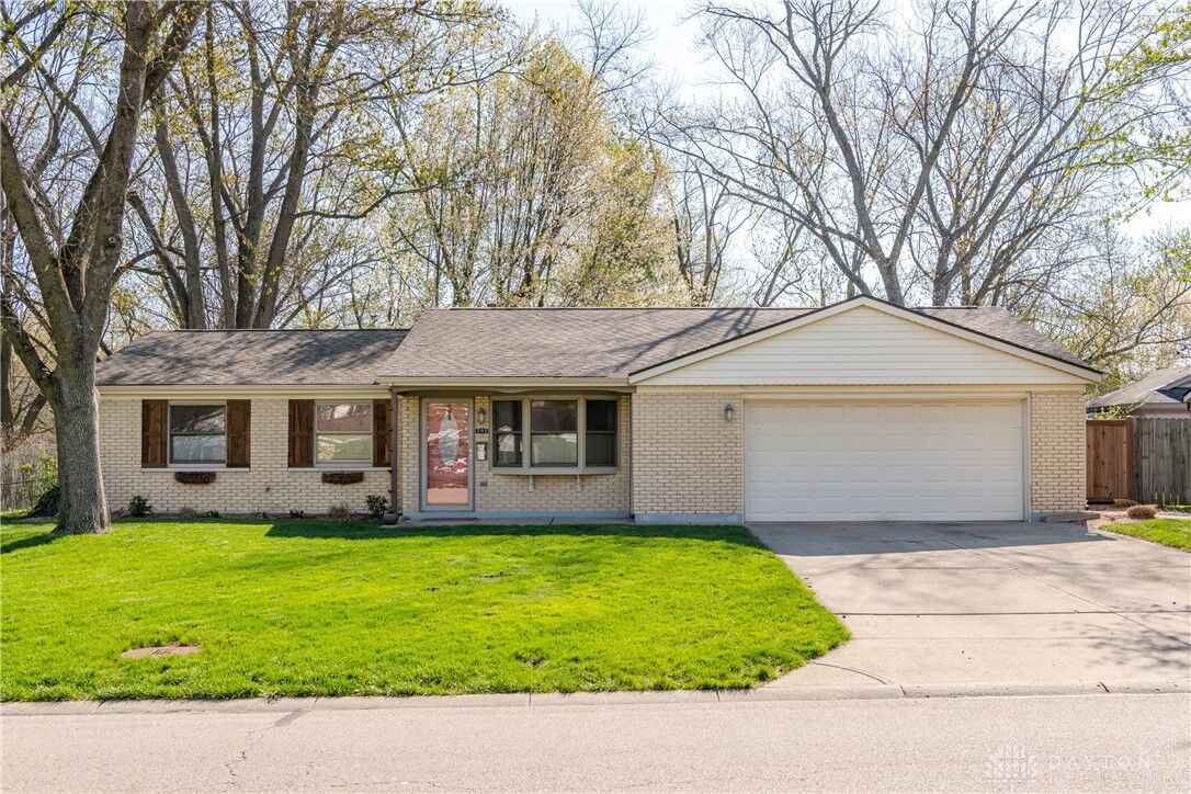 Property Photo: 205 Waterford Drive OH 45458
