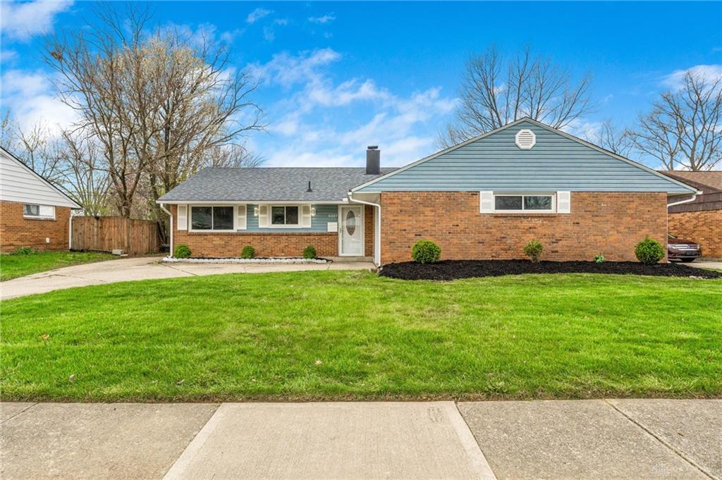 Property Photo: 6337 Rosebury Drive OH 45424