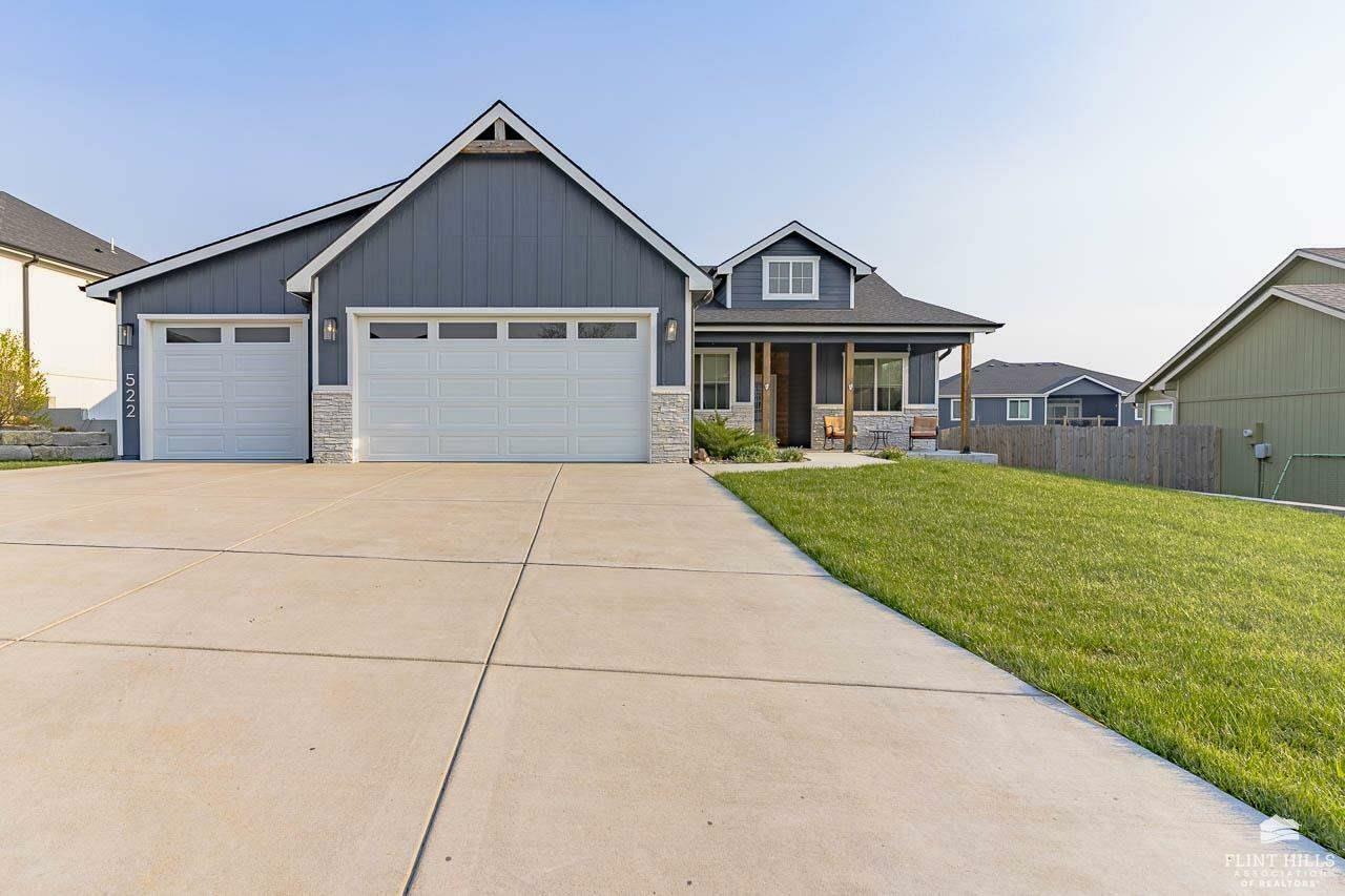 Property Photo: 522 Prairie Meadow Road KS 66535