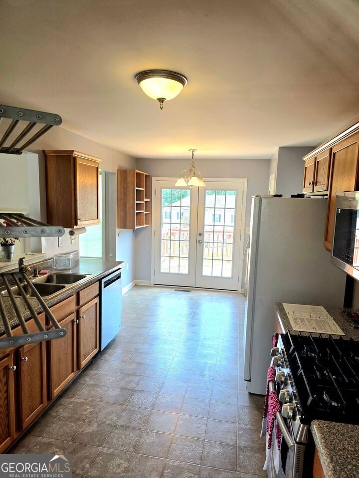 Property Photo: 204 Millpond Parkway GA 30180