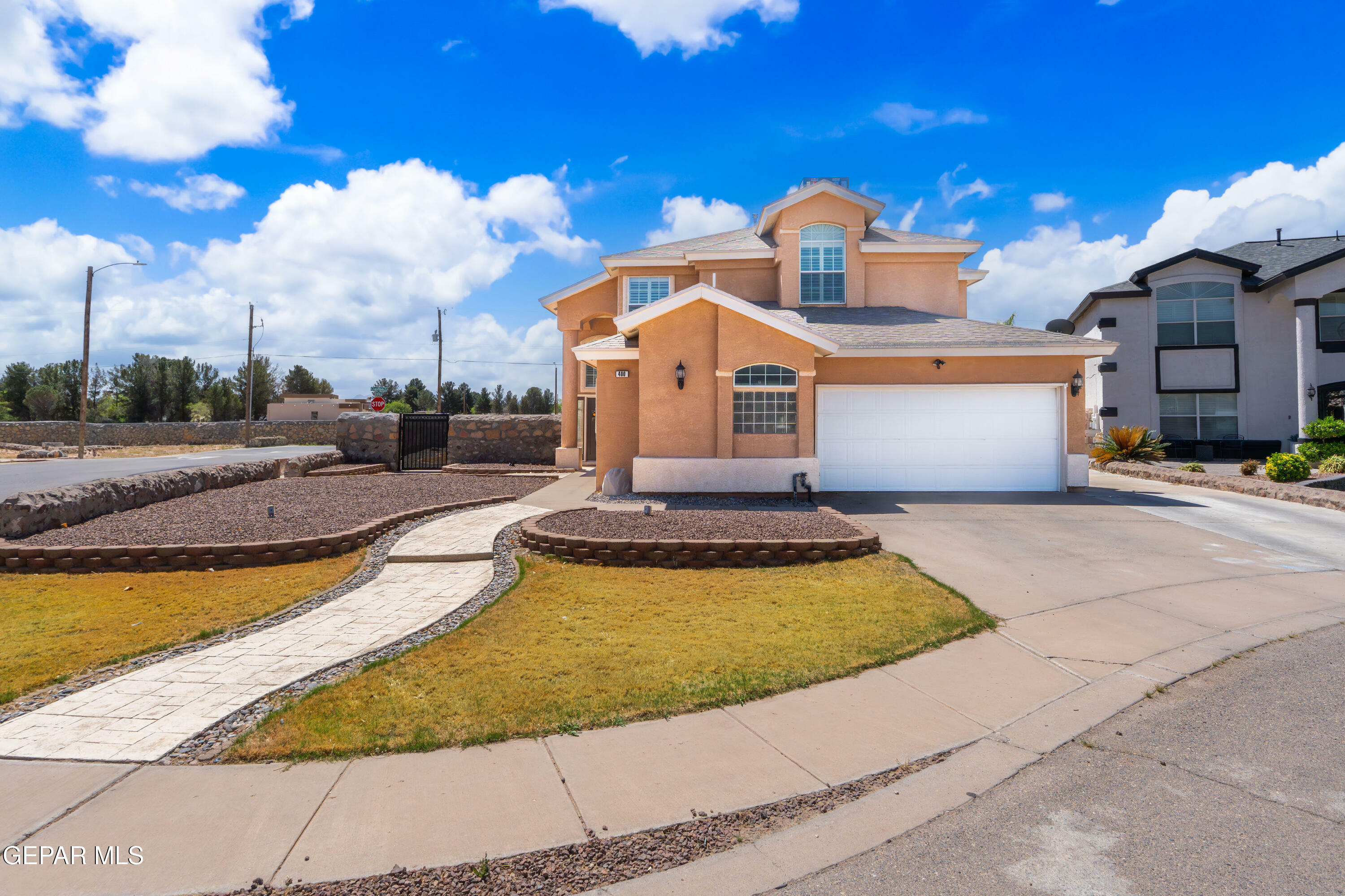 Property Photo: 400 Rio Fango TX 79932