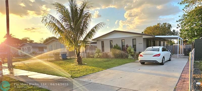 Property Photo: 5629 SW 40th St FL 33023