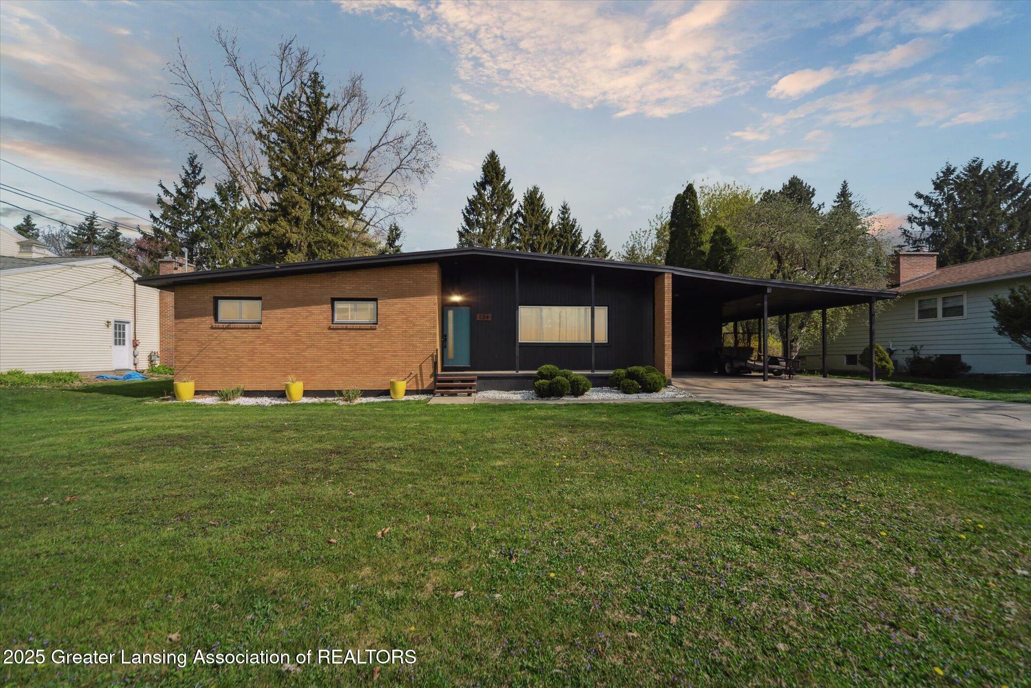 Property Photo: 134 Loree Drive MI 48823