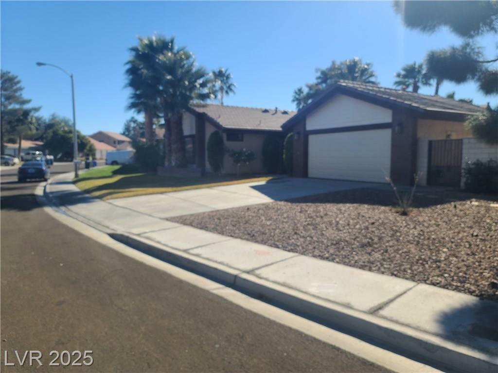 Property Photo: 1817 Quarley Place NV 89014
