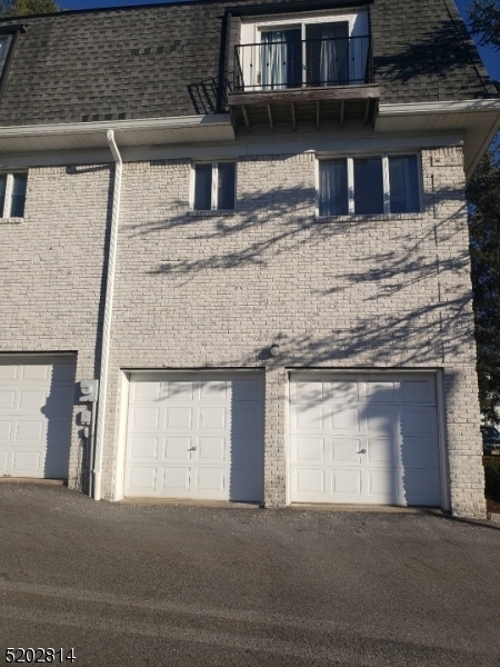 Property Photo:  352 Bloomfield Ave A-1  NJ 07044 
