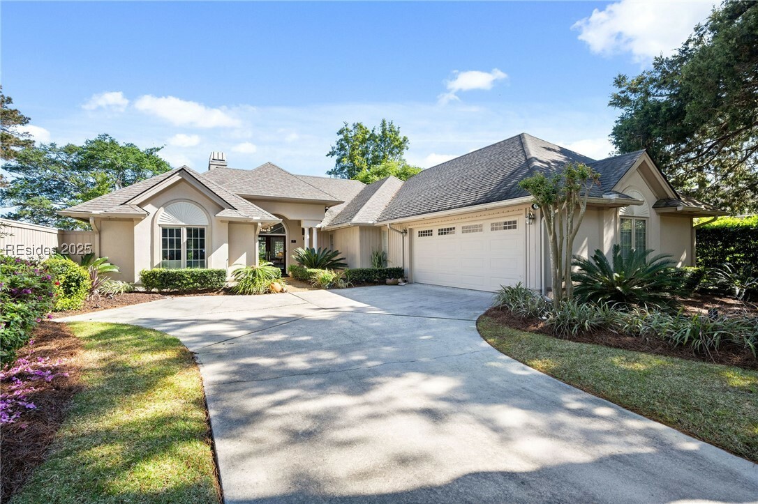 20 Country Club Court  Hilton Head Island SC 29926 photo
