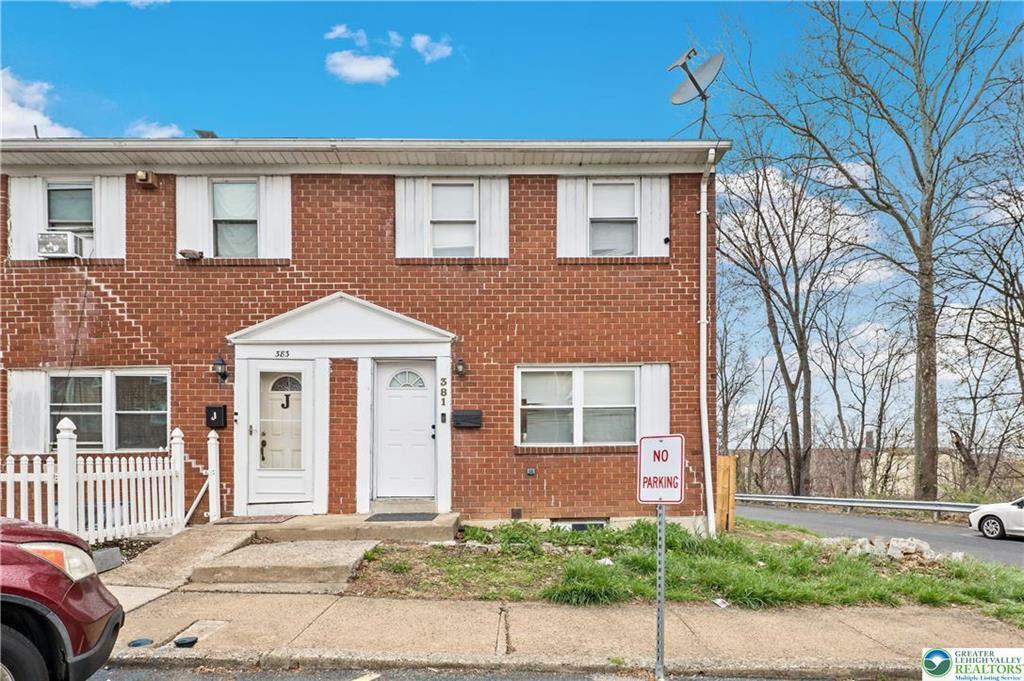 Property Photo:  381 Walnut Lane  PA 18102 